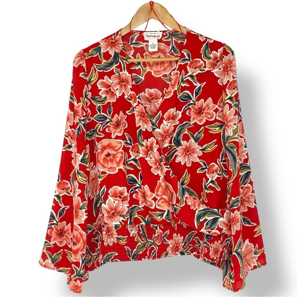 For the Republic Red Floral Bell Sleeve Wrap Surplice Top Sz M - Picture 1 of 11